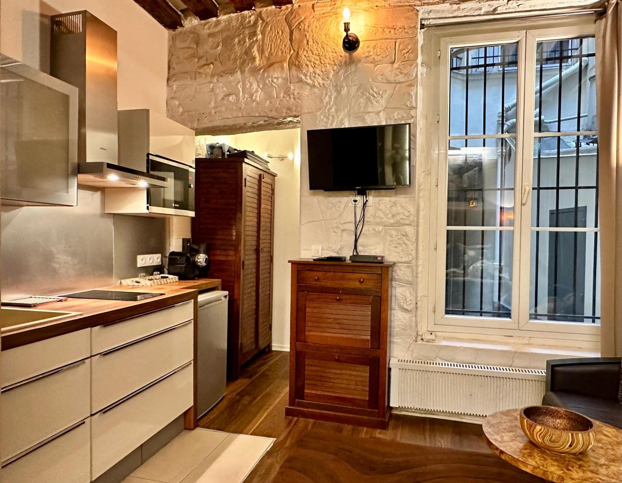 Appartement Charming Studio Notre-Dame à Paris Extérieur photo